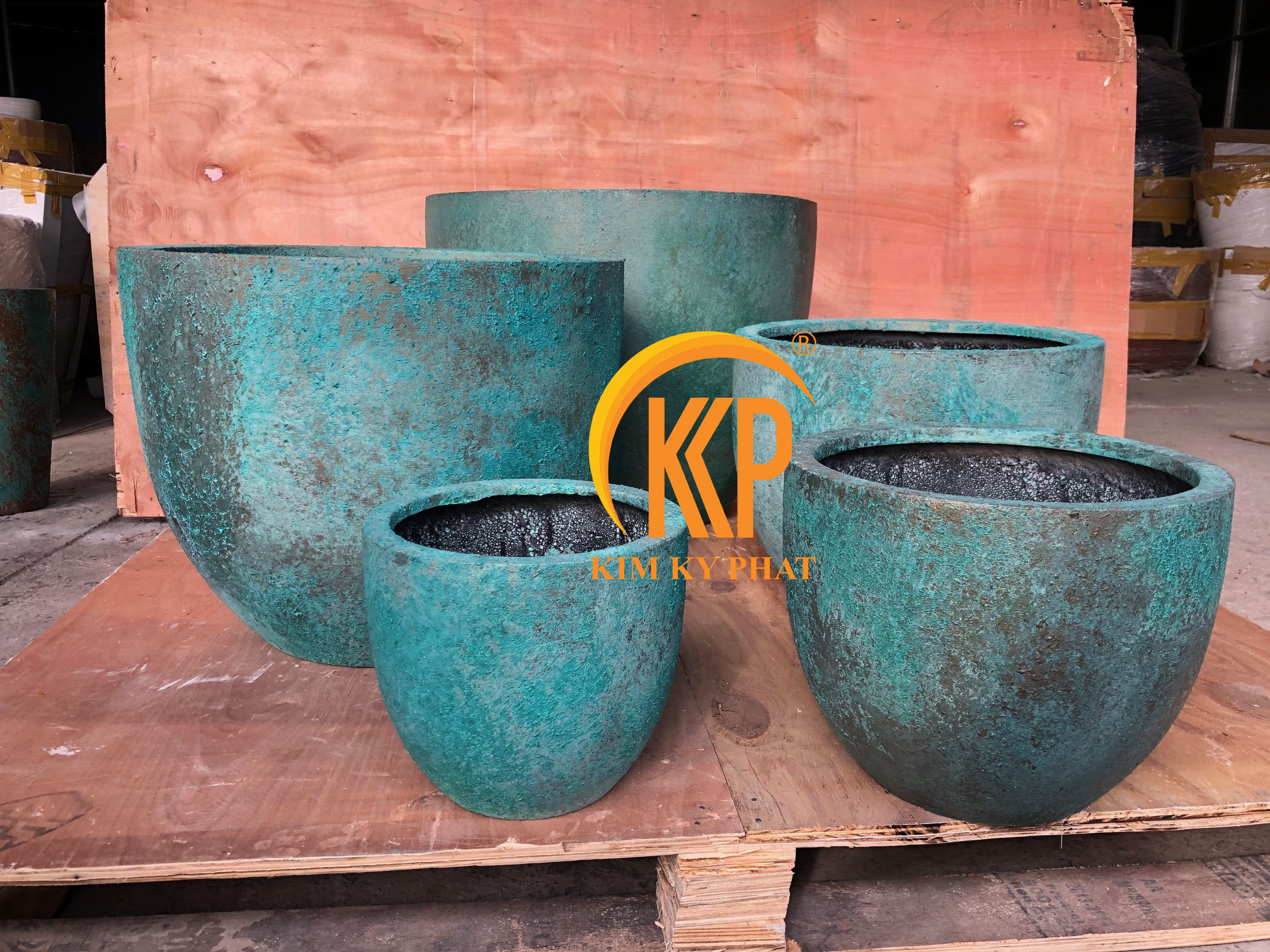 chậu composite màu rỉ sét, fiberglasspot, chậu composite kkp