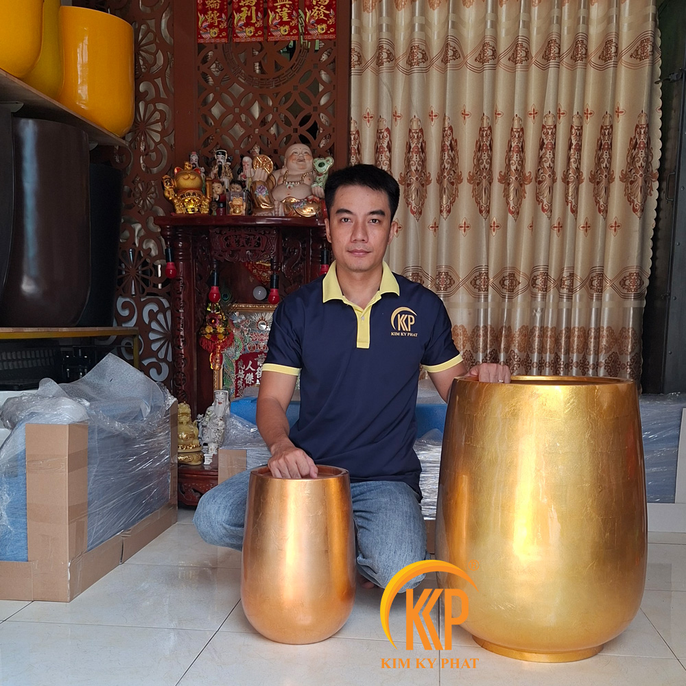 chậu cây composite, chậu composite dát vàng, mua chậu composite, chậu câu siêu nhẹ
